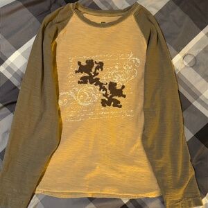 Boys Long Sleeve Tee (Size M)